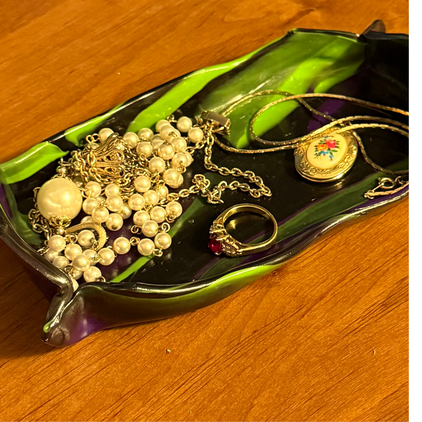 Black, Green and Purple Trinket Tray